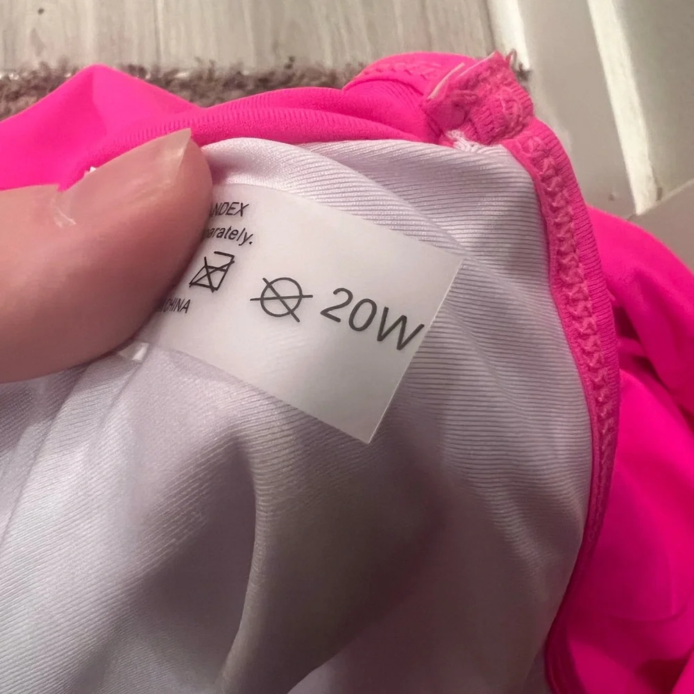 HP! 🥳 Yonique - Hot Pink Ruffled One-Piece Swimsuit - Picture 4 of 5